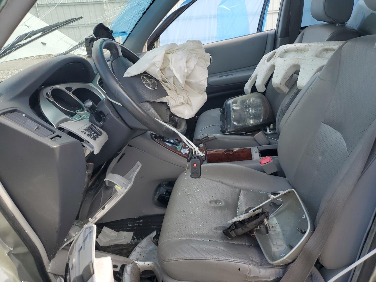 2004 Toyota Highlander Base VIN: JTEDP21AX40014358 Lot: 66196805