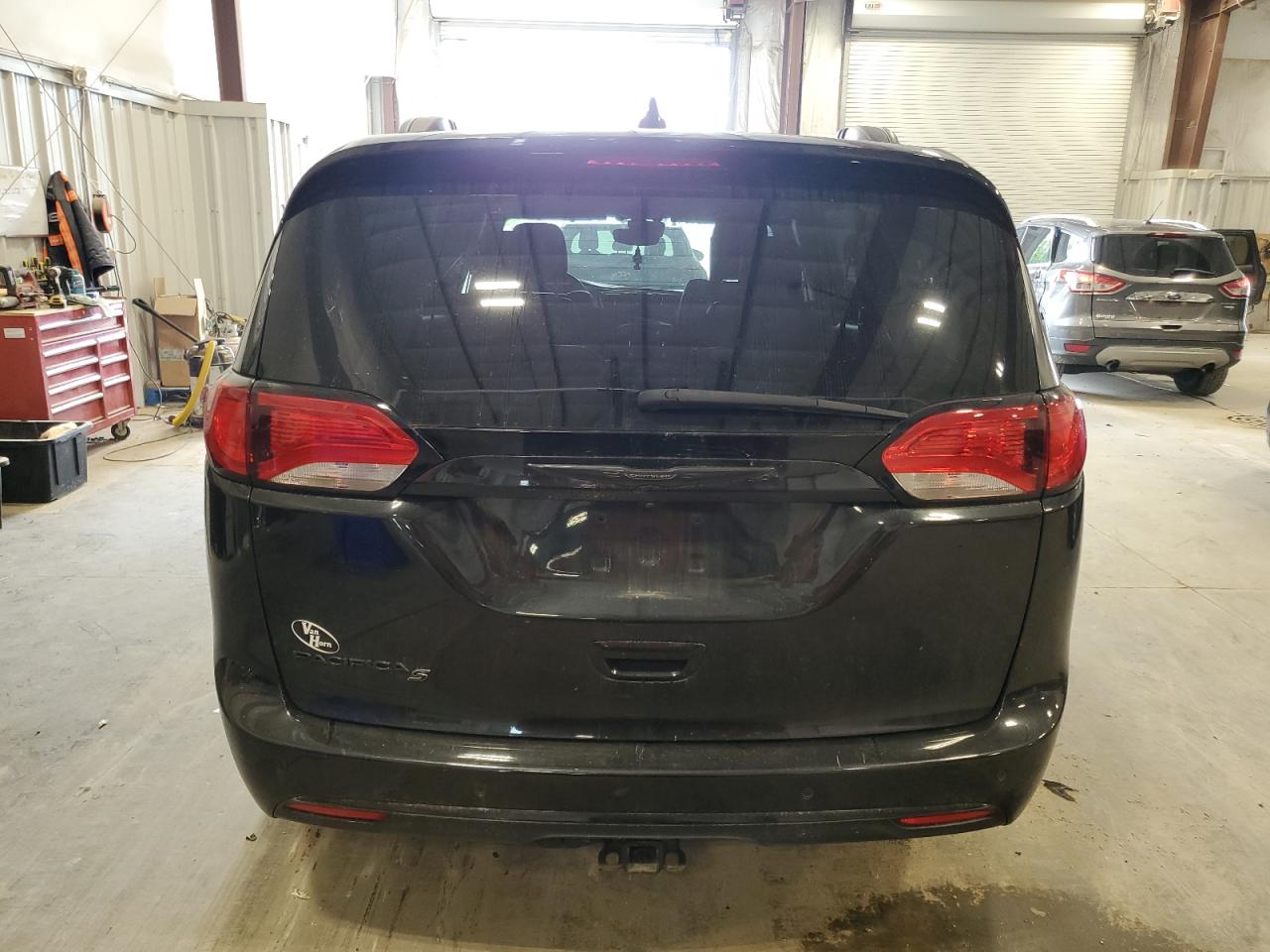 2019 Chrysler Pacifica Touring L Plus VIN: 2C4RC1EG8KR609890 Lot: 65123235