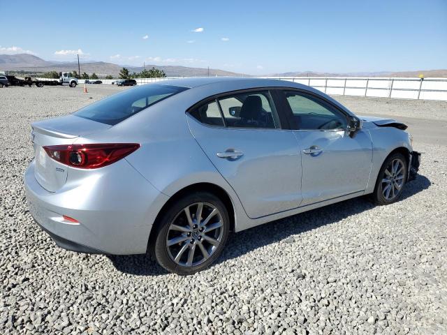  MAZDA 3 2018 Серебристый