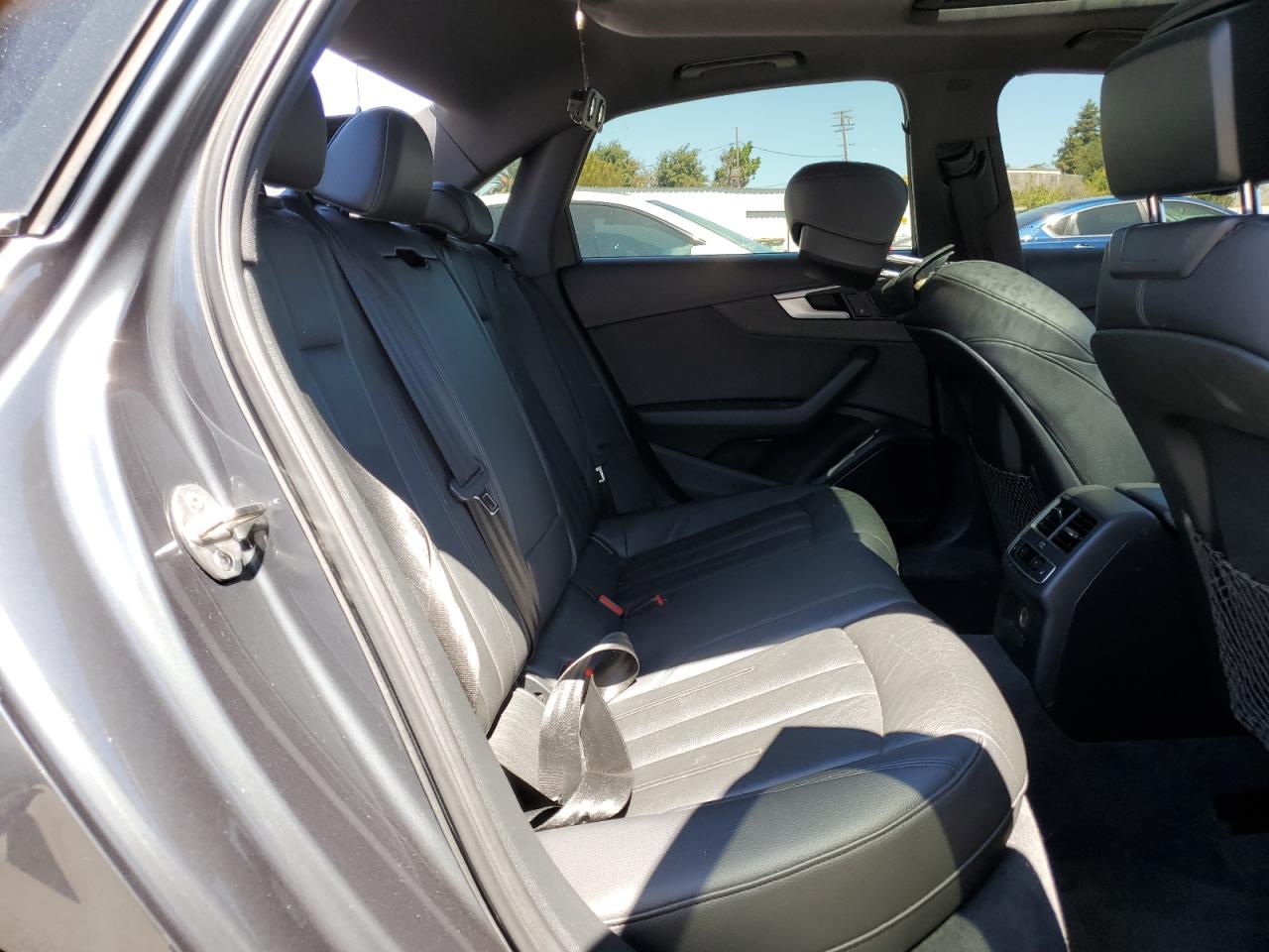 2017 Audi A4 Prestige VIN: WAUFNAF4XHN017038 Lot: 63792805