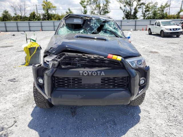  TOYOTA 4RUNNER SE 2023 Czarny