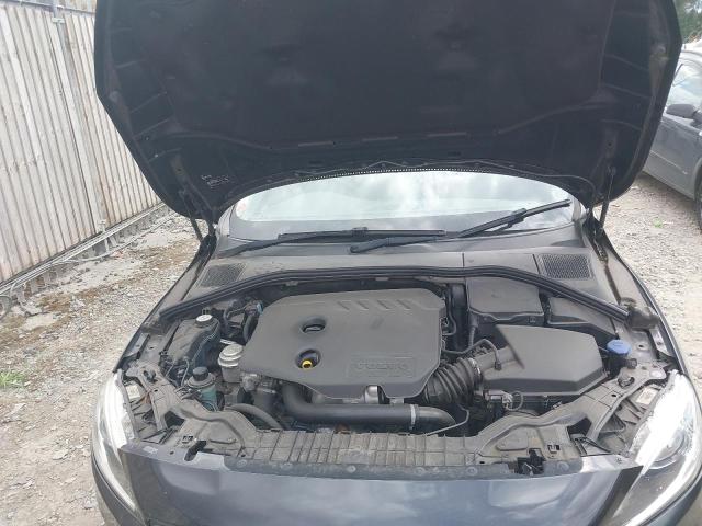 2014 VOLVO V60 BUSINE