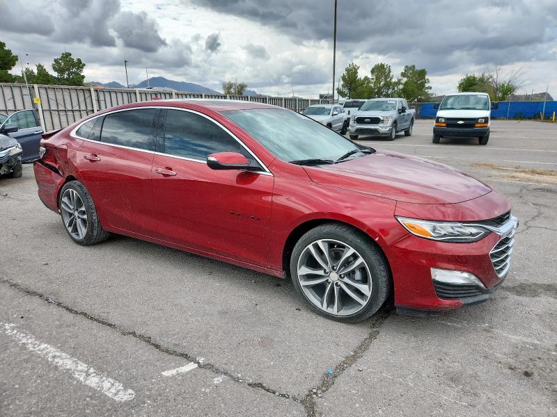  CHEVROLET MALIBU 2021 Красный
