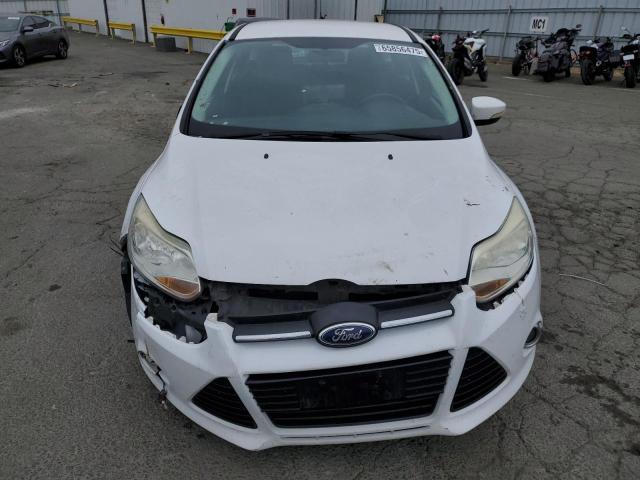  FORD FOCUS 2012 Белы