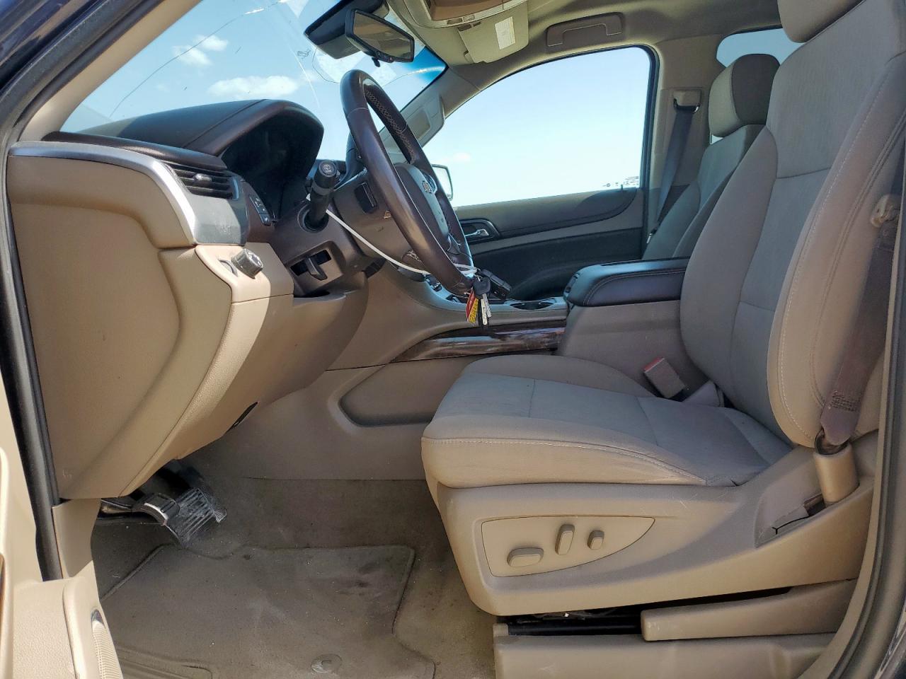 2018 Chevrolet Suburban C1500 Ls VIN: 1GNSCGKC5JR331340 Lot: 63232975
