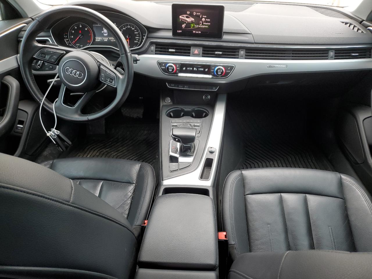 2018 Audi A4 Komfort VIN: WAUANAF45JA006908 Lot: 62539515