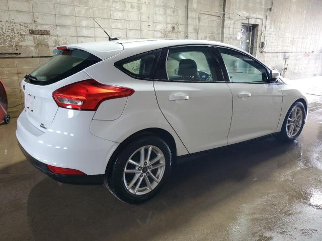 Hatchbacks FORD FOCUS 2015 White
