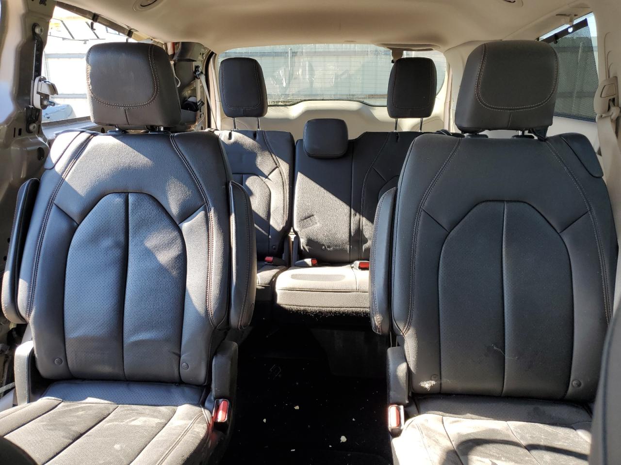 2018 Chrysler Pacifica Touring L Plus VIN: 2C4RC1EG4JR172145 Lot: 63465485