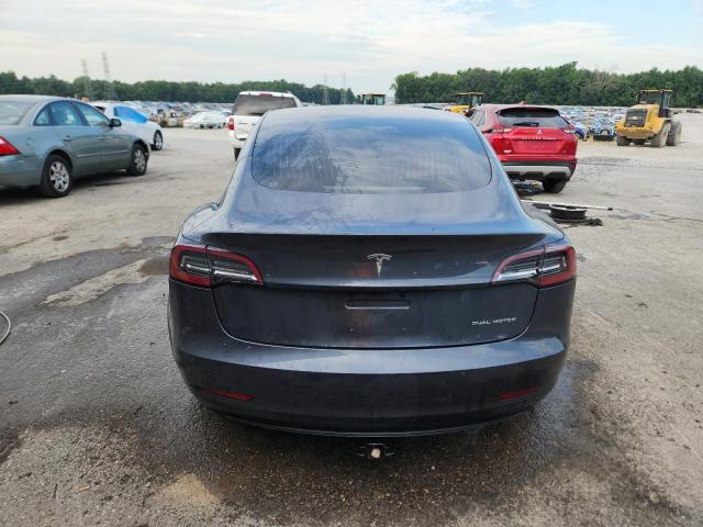  TESLA MODEL 3 2018 Szary