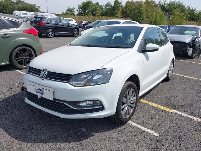 VOLKSWAGEN POLO SE 2015