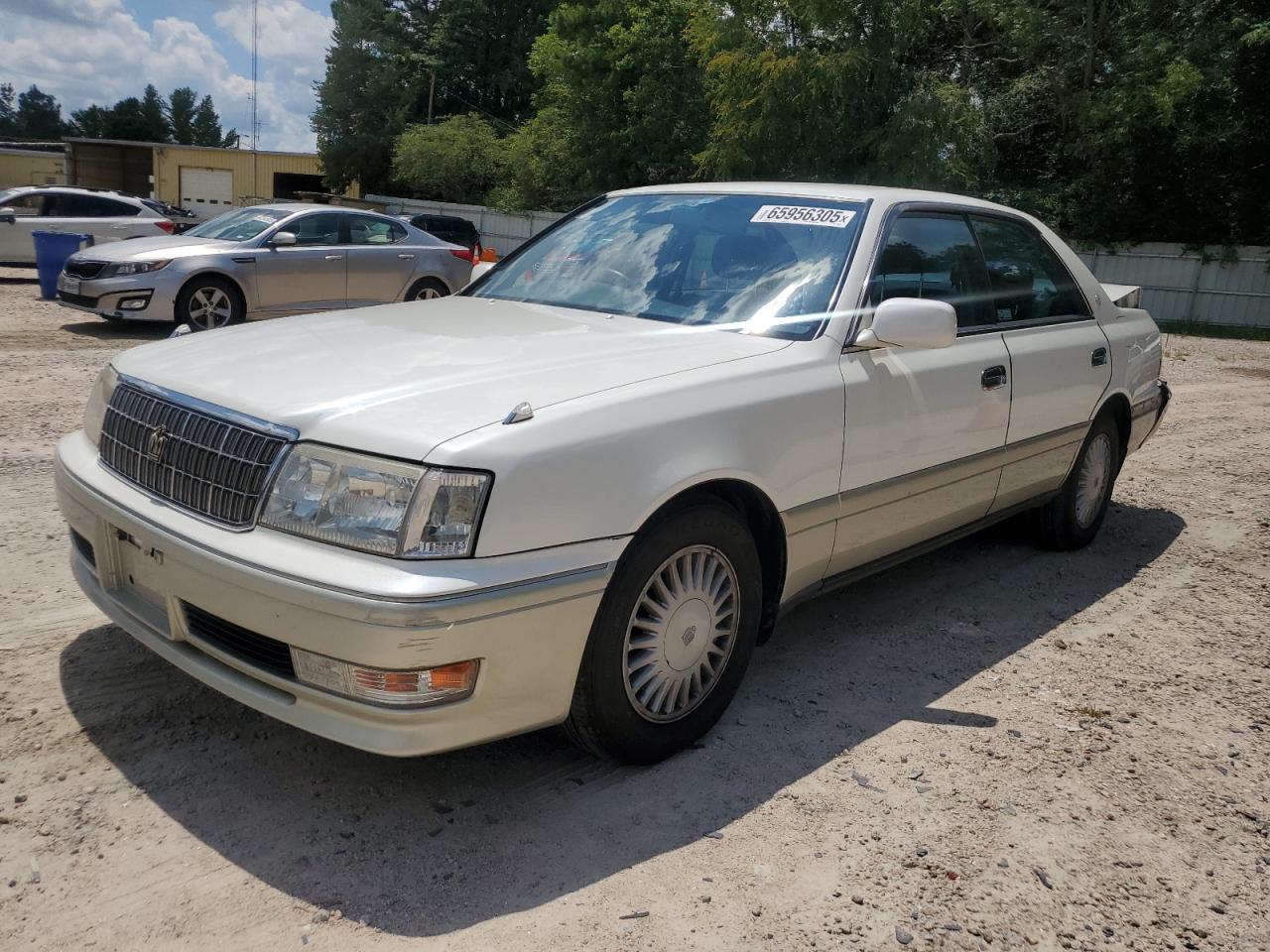 J251550100483 TOYOTA CROWN Photo 1