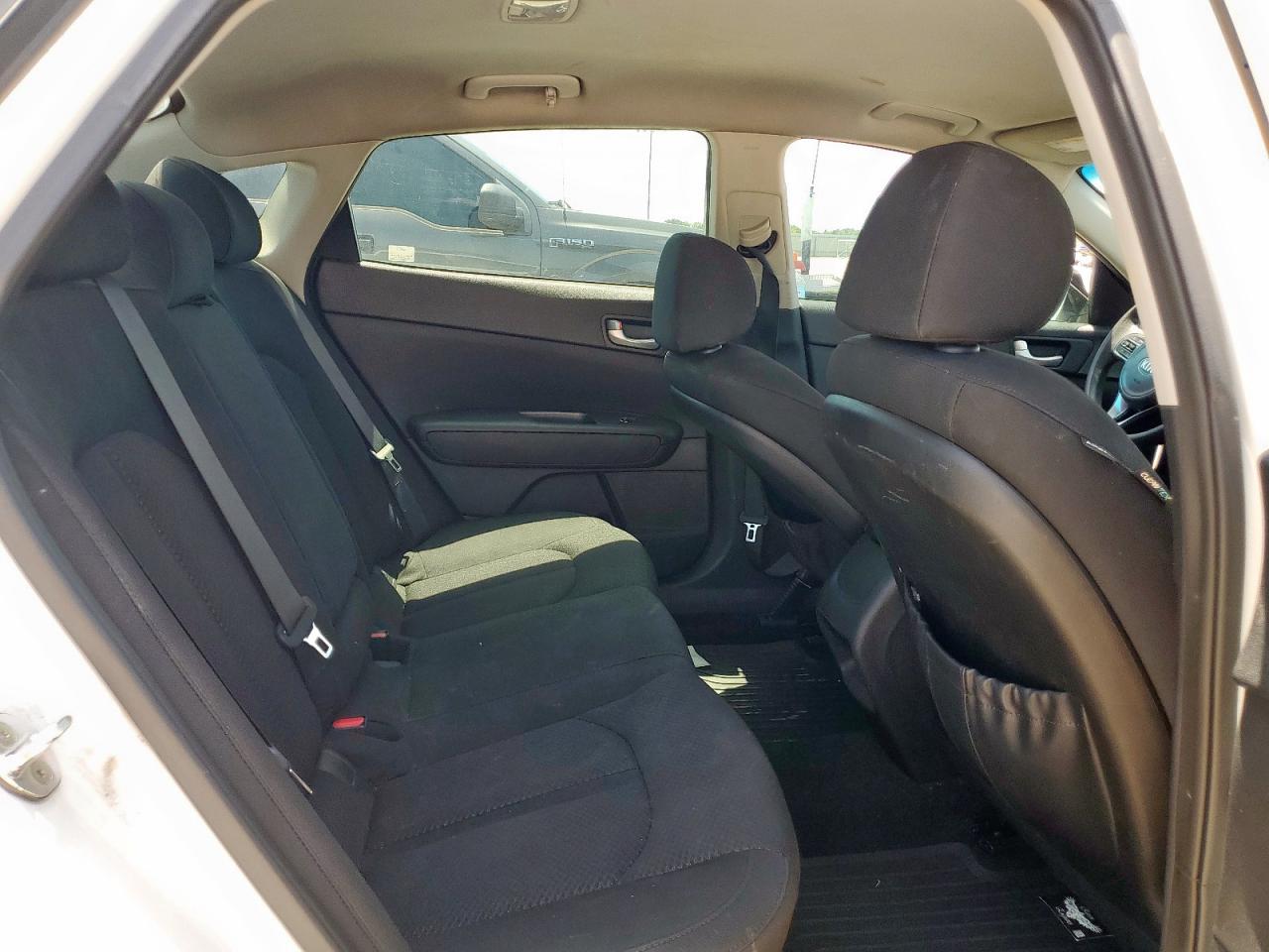 2016 Kia Optima Lx VIN: 5XXGT4L3XGG040968 Lot: 64888425