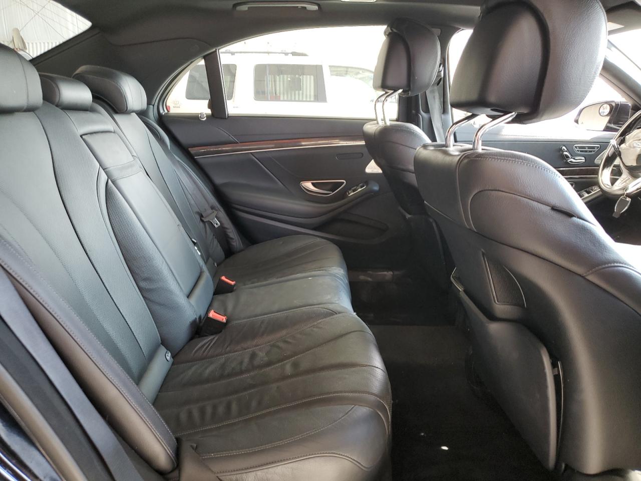 2015 Mercedes-Benz S 550 4Matic VIN: WDDUG8FB4FA160573 Lot: 63107785