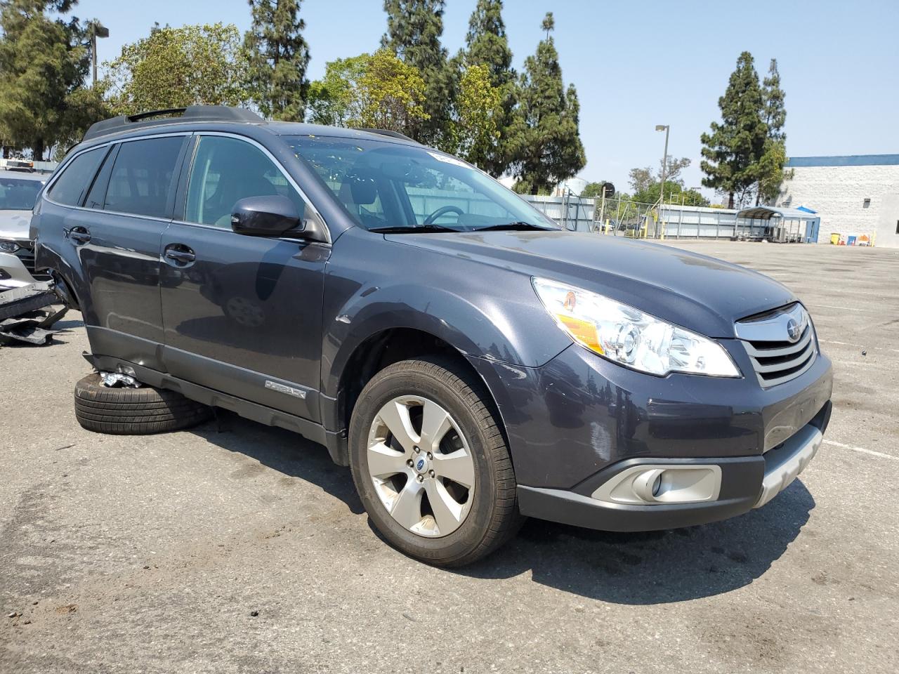 2011 Subaru Outback 3.6R Limited VIN: 4S4BRDJC6B2433081 Lot: 64647345