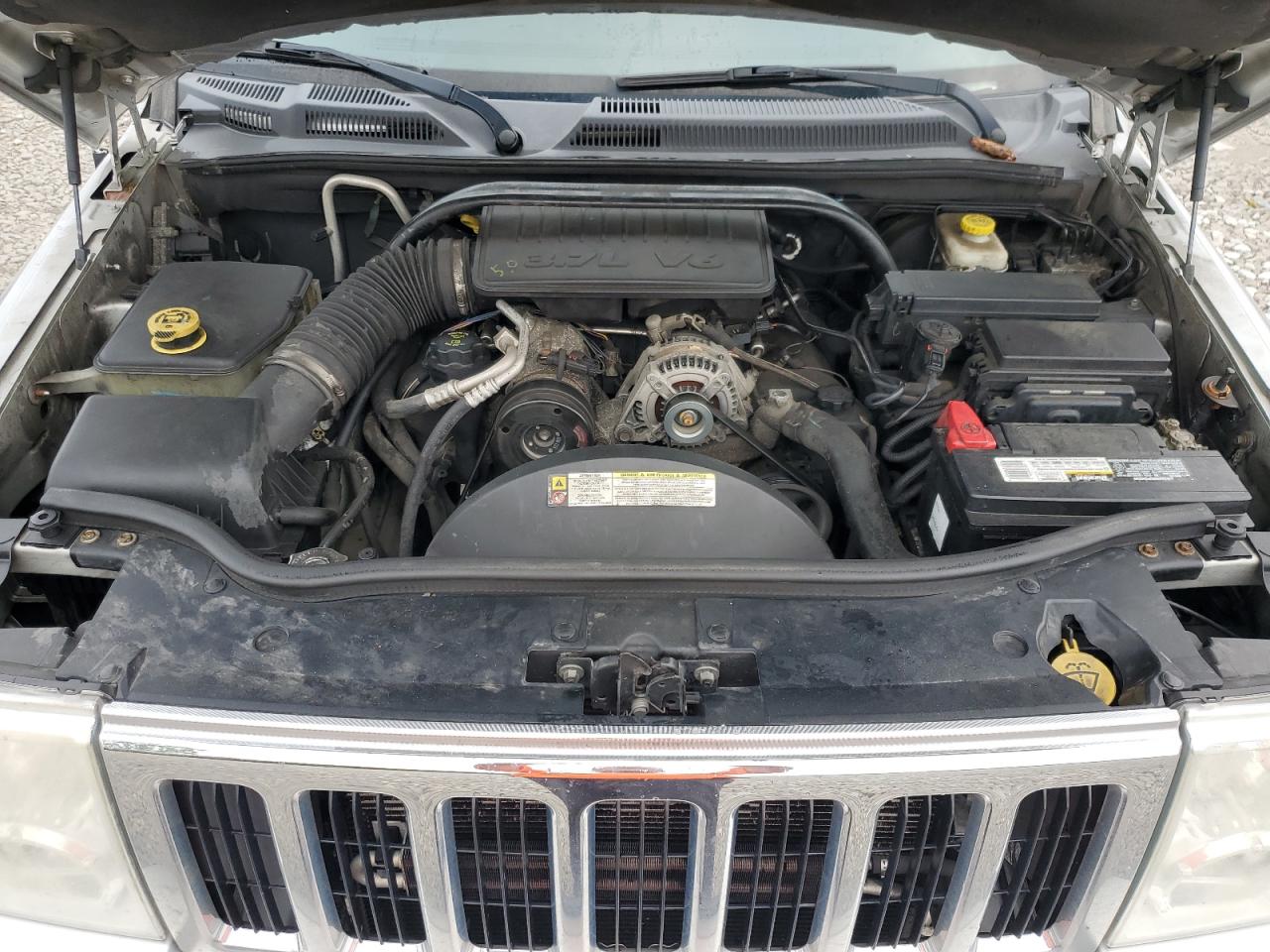2007 Jeep Commander VIN: 1J8HG48K97C598103 Lot: 65140225