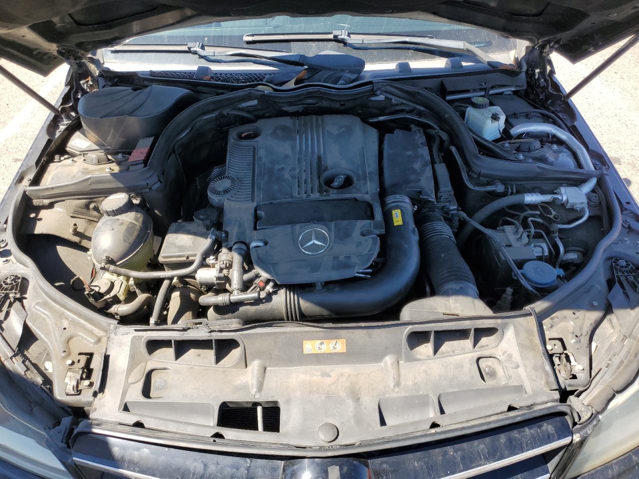 2013 Mercedes-Benz C 250 VIN: WDDGJ4HB1DF952524 Lot: 65467725