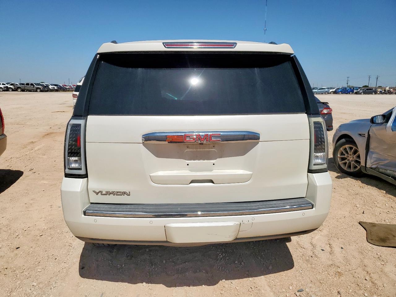 2015 GMC Yukon Denali VIN: 1GKS2CKJ6FR578056 Lot: 66544955