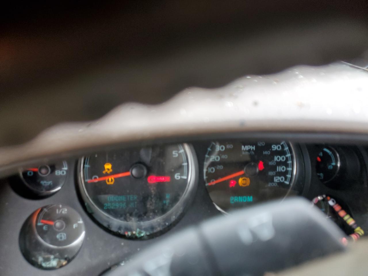 2013 Chevrolet Suburban K1500 Lt VIN: 1GNSKJE73DR106806 Lot: 66983935