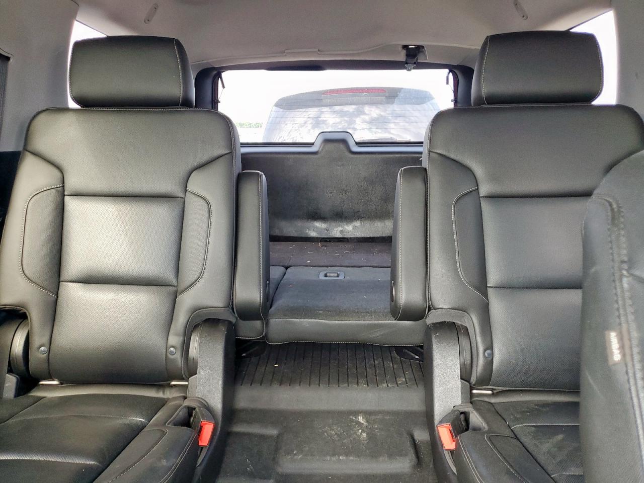 2018 Chevrolet Tahoe K1500 Premier VIN: 1GNSKCKJ7JR304490 Lot: 63460675
