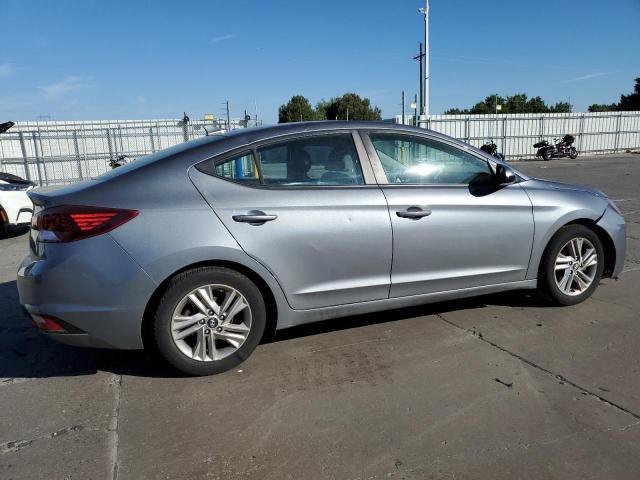  HYUNDAI ELANTRA 2019 Srebrny