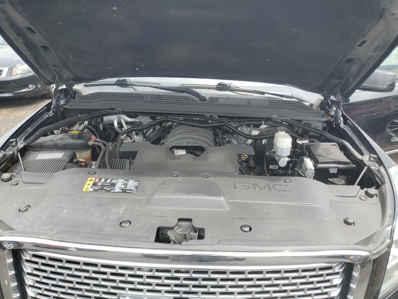 1gks2hkj7hr228712 1GKS2HKJ7HR228712 2017 GMC Yukon Xl Denali