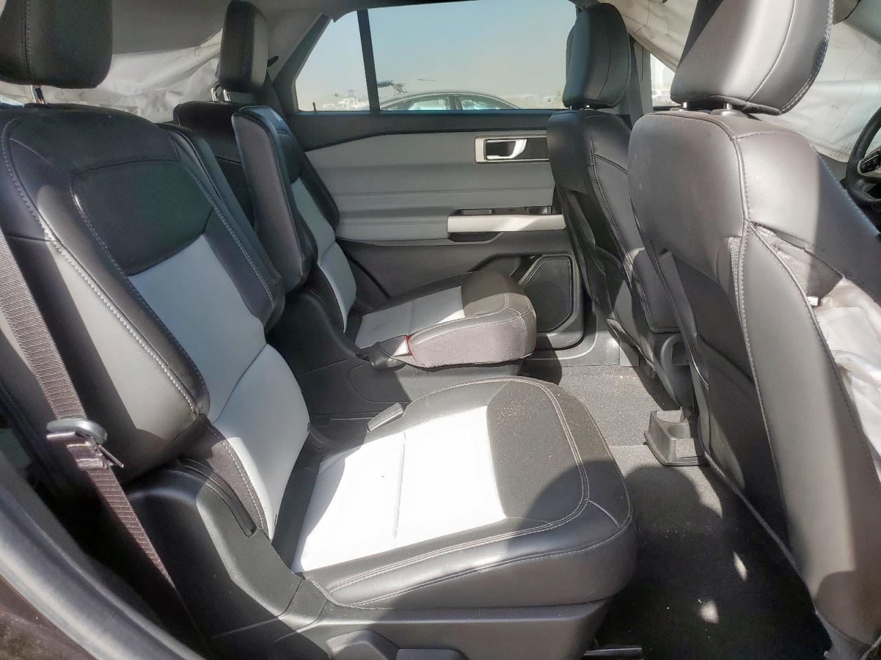 2022 Ford Explorer Xlt VIN: 1FMSK7DHXNGB95241 Lot: 63112175