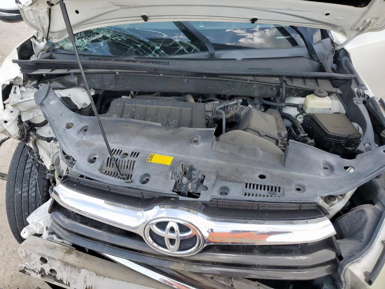2015 Toyota Highlander Xle VIN: 5TDKKRFH6FS088255 Lot: 65282675