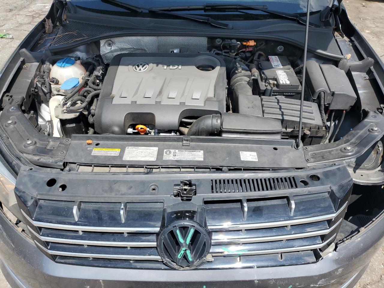 2013 Volkswagen Passat Sel VIN: 1VWCN7A3XDC036084 Lot: 63597015