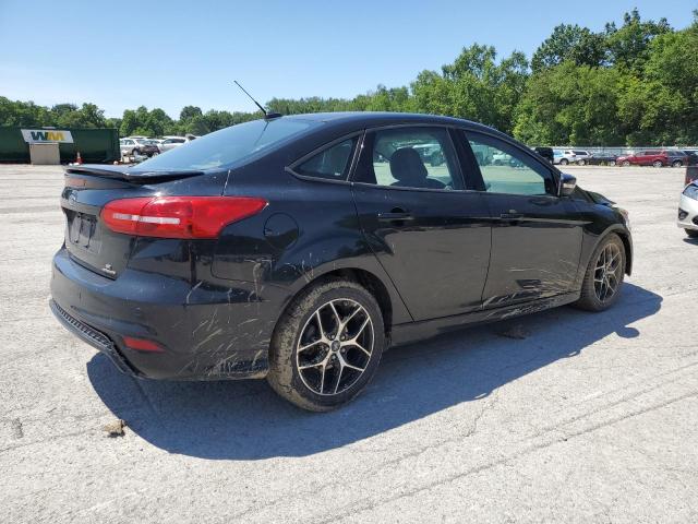  FORD FOCUS 2015 Czarny