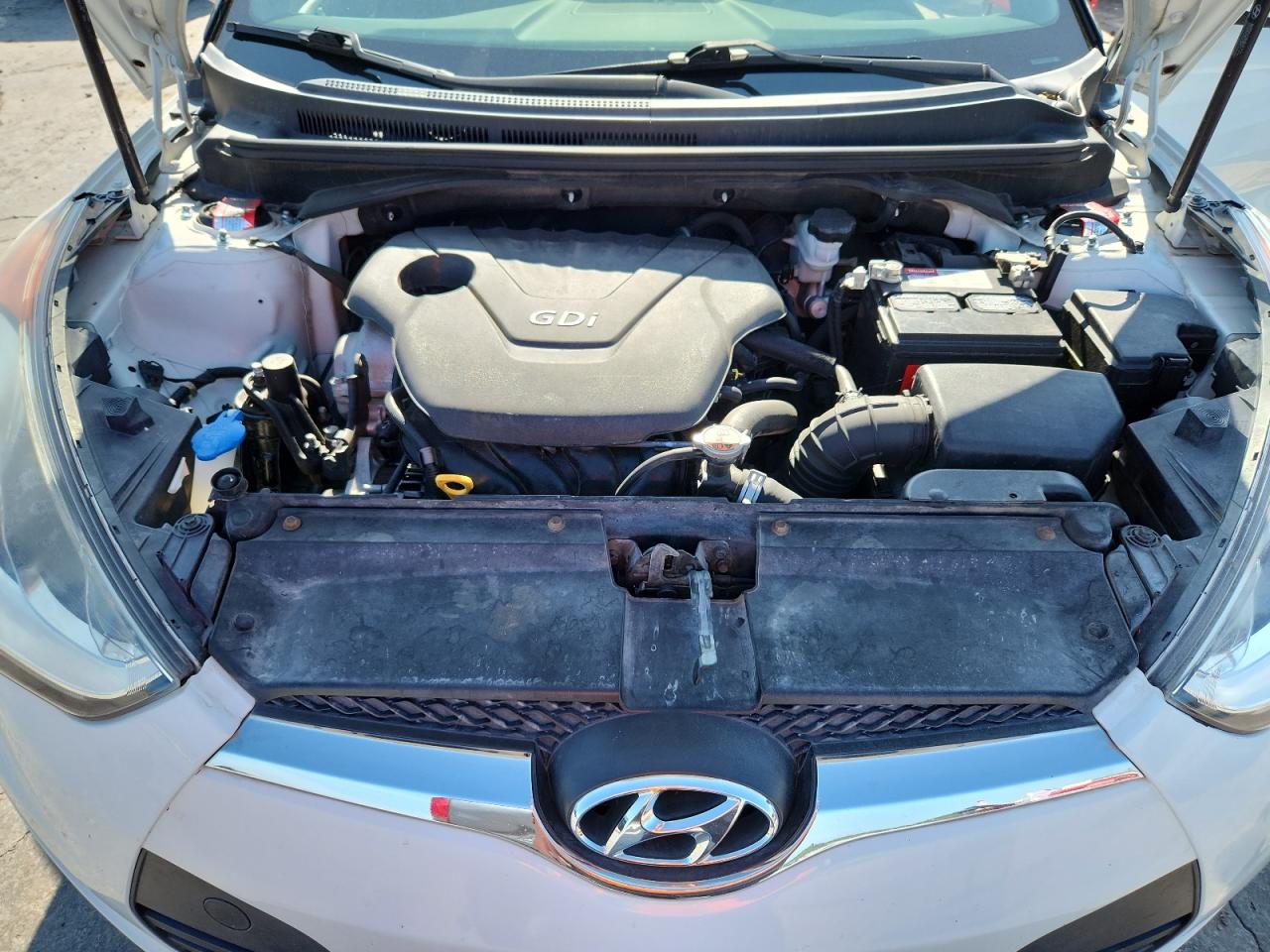2016 Hyundai Veloster VIN: KMHTC6AD8GU268284 Lot: 64727055
