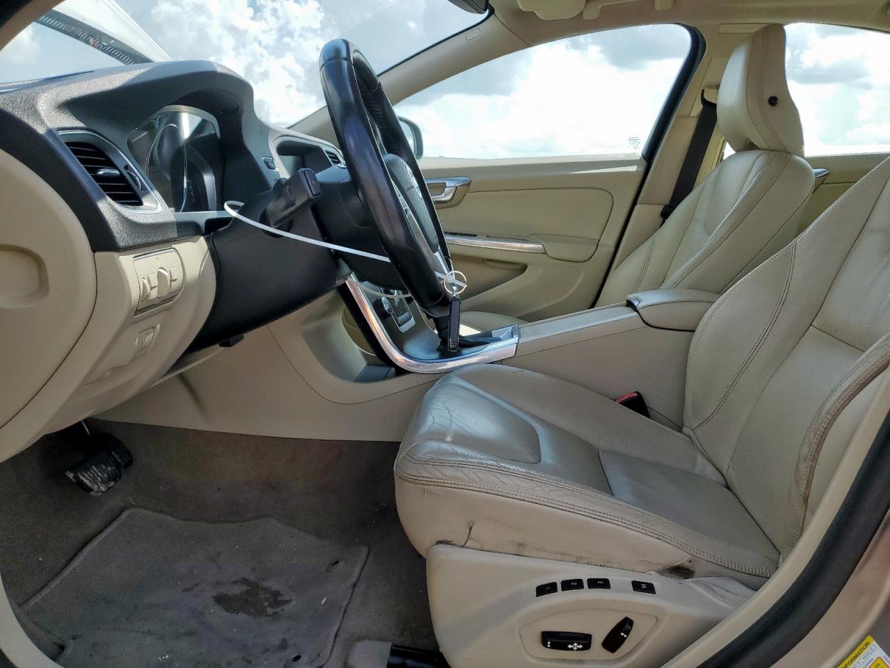 2014 Volvo S60 T5 VIN: YV1612FS0E2298020 Lot: 64663085
