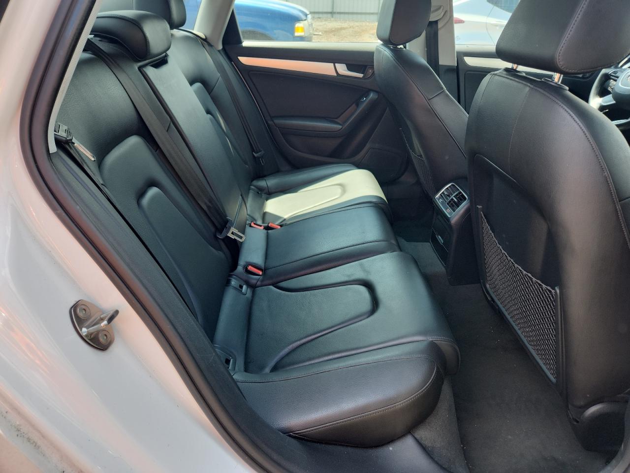 2015 Audi A4 Premium VIN: WAUBFAFL1FN043141 Lot: 64381355