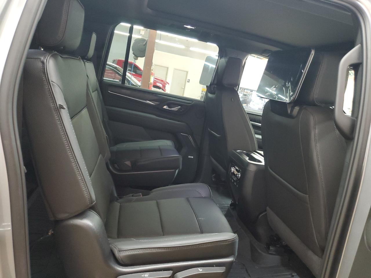 2024 GMC Yukon Xl Denali VIN: 1GKS2JKL6RR390972 Lot: 65573675