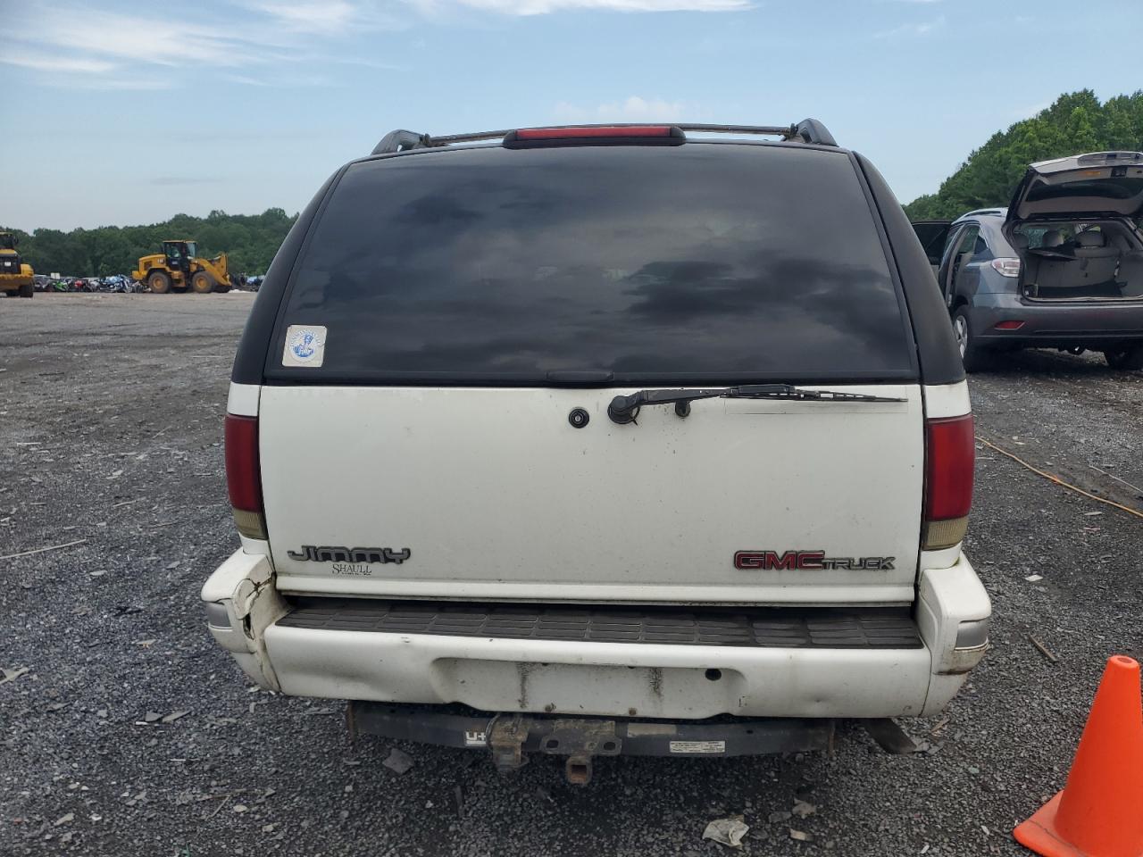1996 GMC Jimmy VIN: 1GKDT13W1T2559861 Lot: 63273465