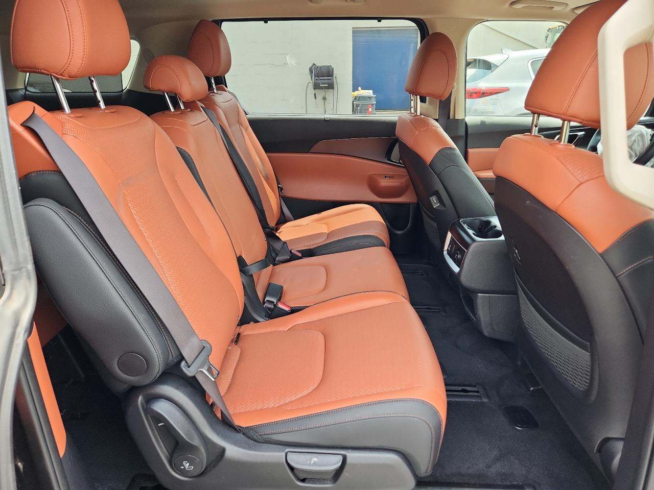 2025 Kia Carnival Sx VIN: KNDNE5K34S6458099 Lot: 64074675