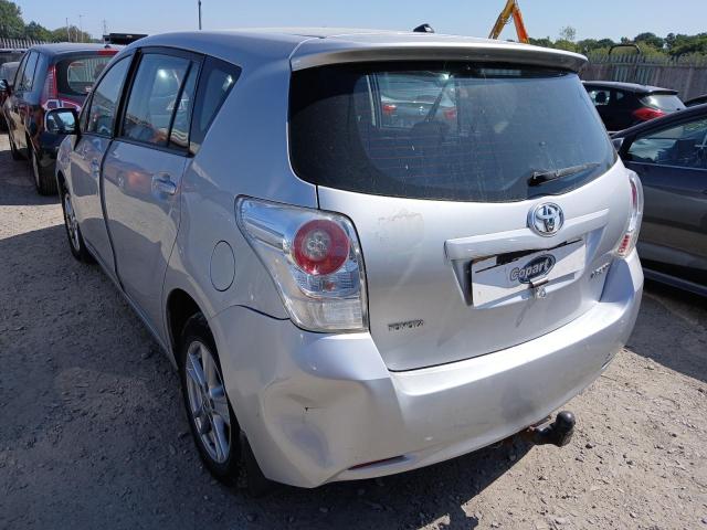 2010 TOYOTA VERSO TR D