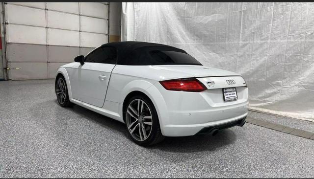Cabriolets AUDI TT 2016 White