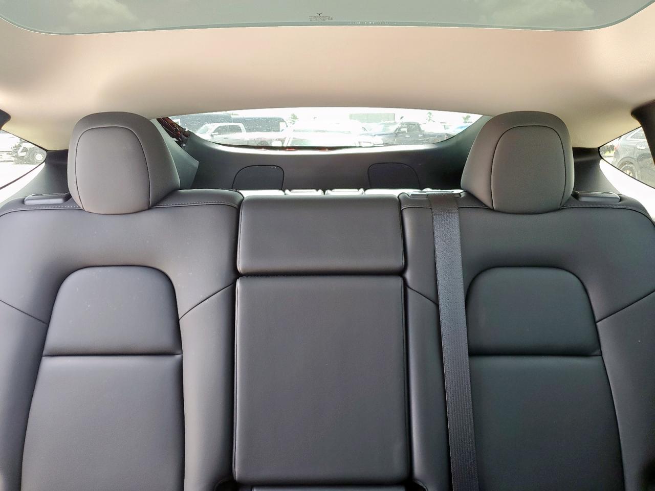 2024 Tesla Model Y VIN: 7SAYGAEE8RF011466 Lot: 63335145