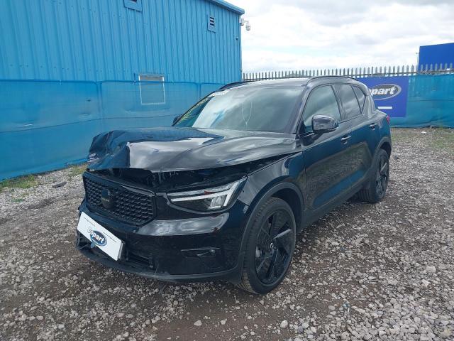 VOLVO XC40 + BLA 2025