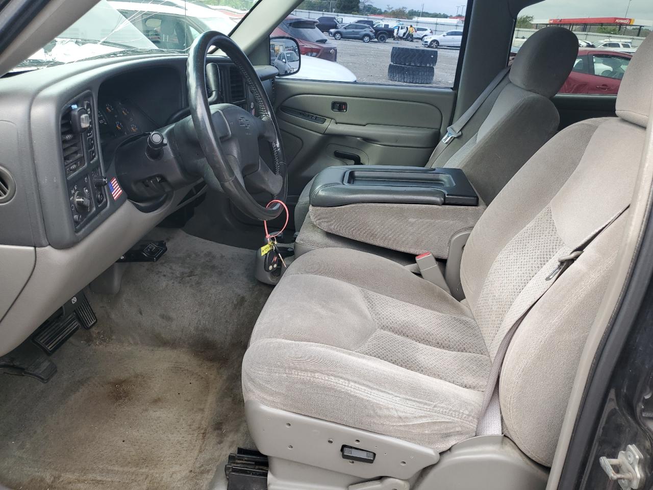 2004 Chevrolet Tahoe K1500 VIN: 1GNEK13V84J287687 Lot: 67053015