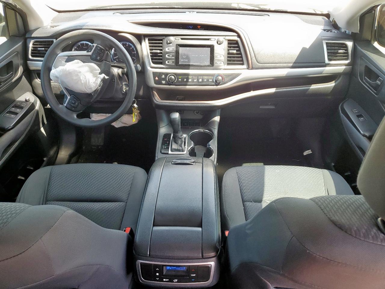 2015 Toyota Highlander Le VIN: 5TDZKRFH6FS073592 Lot: 64459155