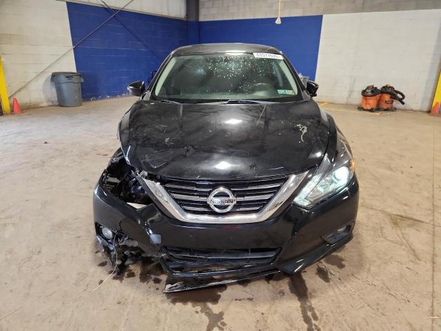  NISSAN ALTIMA 2017 Черный