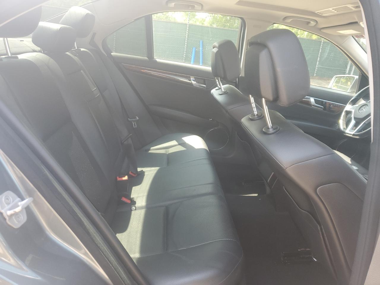 2012 Mercedes-Benz C 300 4Matic VIN: WDDGF8BB8CA621968 Lot: 63800395