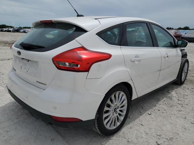  FORD FOCUS 2016 Белы