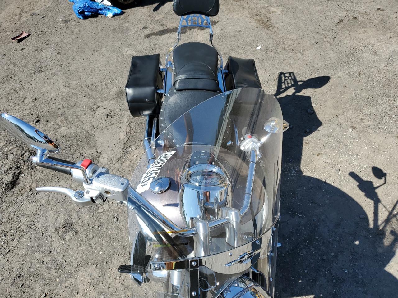 js1vy54ax92100083 JS1VY54AX92100083 2009 Suzuki Vlr1800