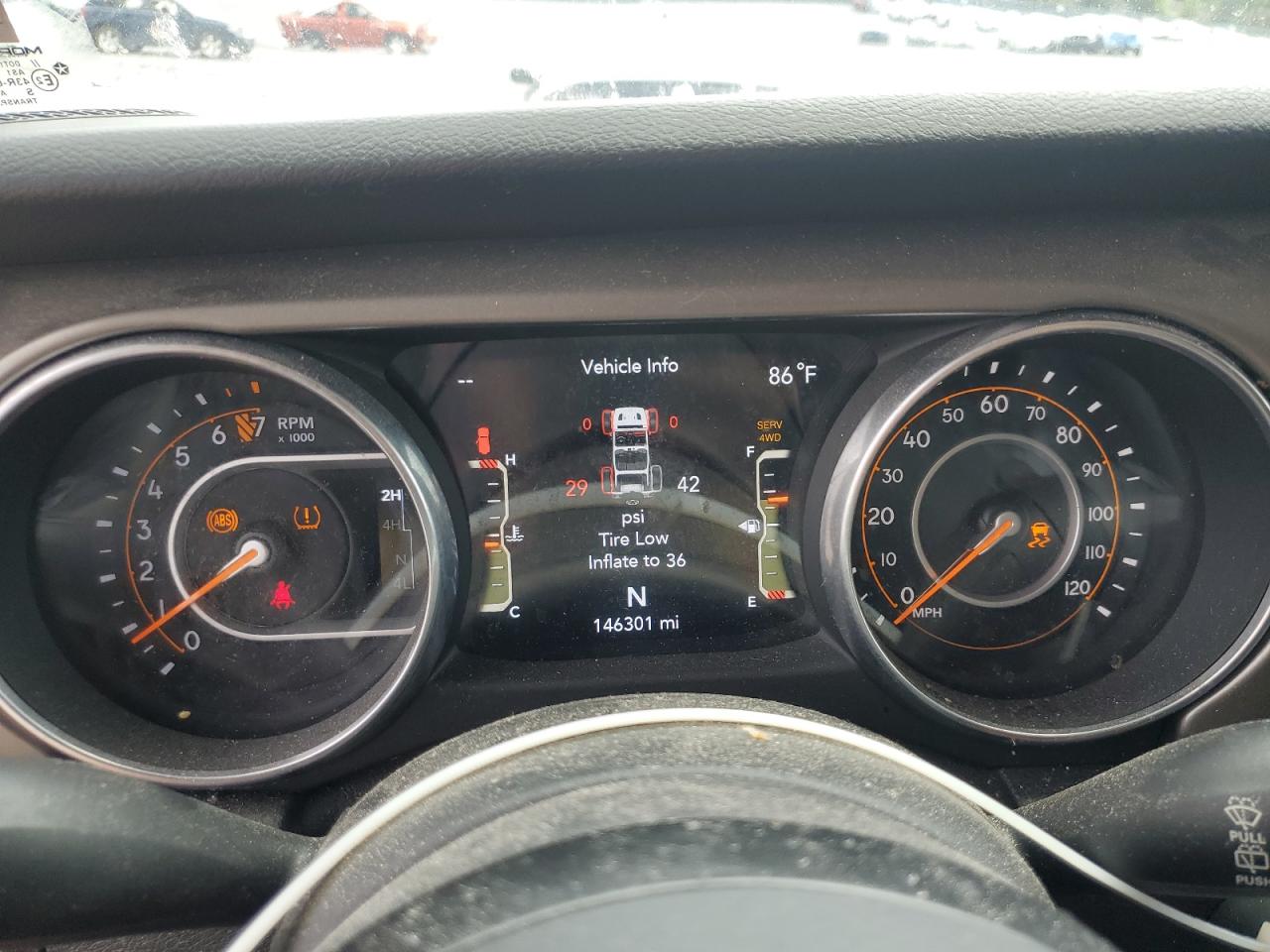 2018 Jeep Wrangler Unlimited Sport VIN: 1C4HJXDG4JW212107 Lot: 64032905