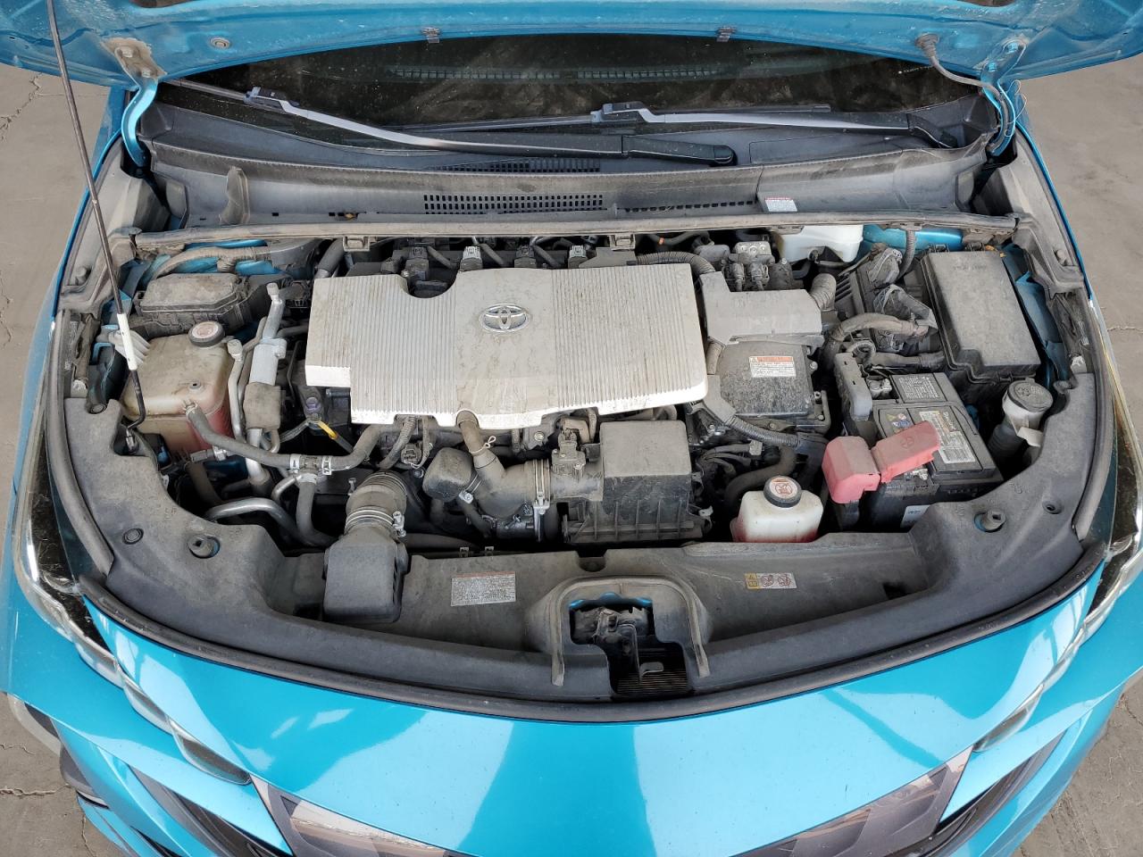 2020 Toyota Prius Prime Le VIN: JTDKARFP3L3135958 Lot: 65028135