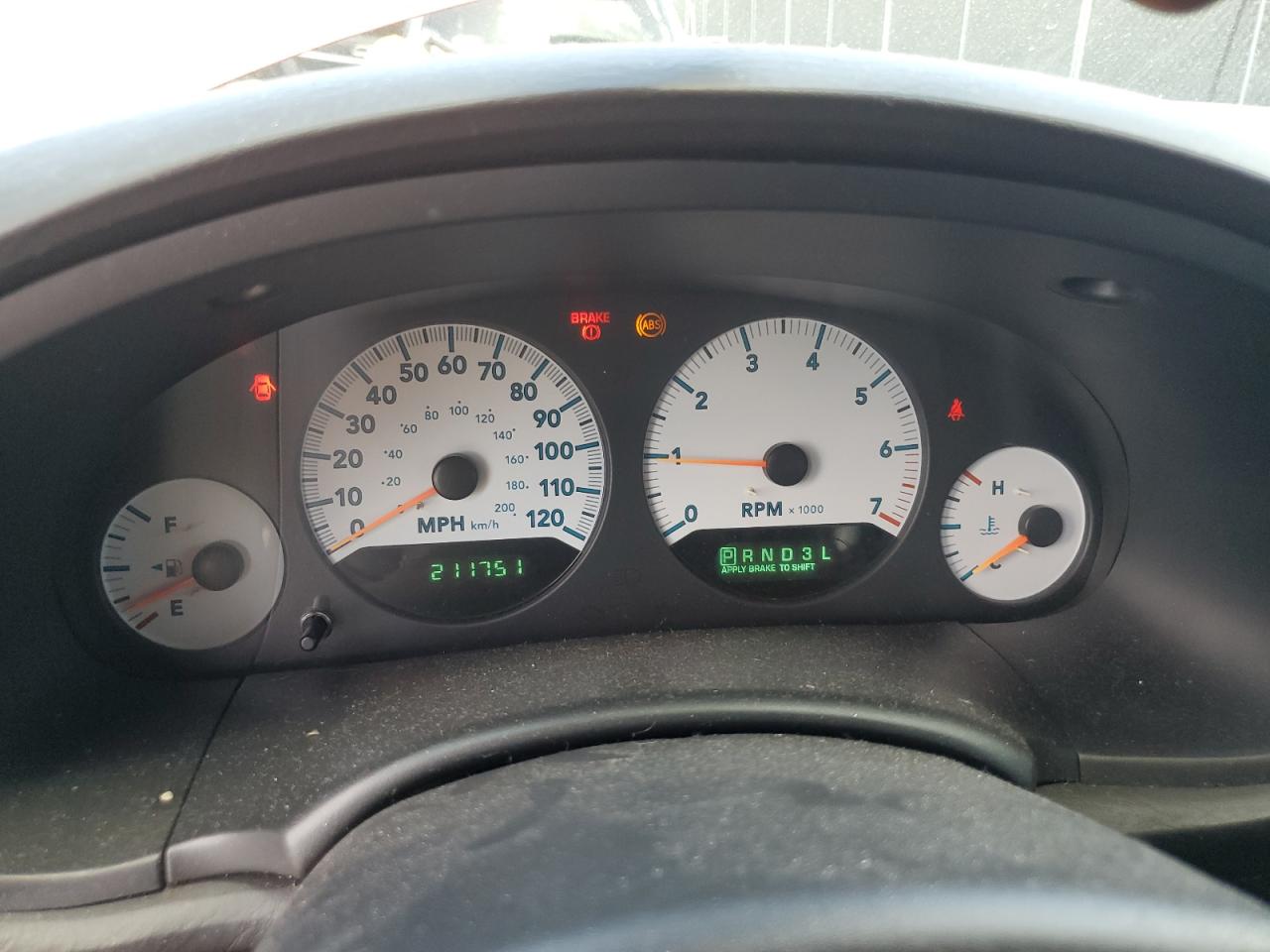 2005 Dodge Grand Caravan Sxt VIN: 2D4GP44LX5R361550 Lot: 62677915