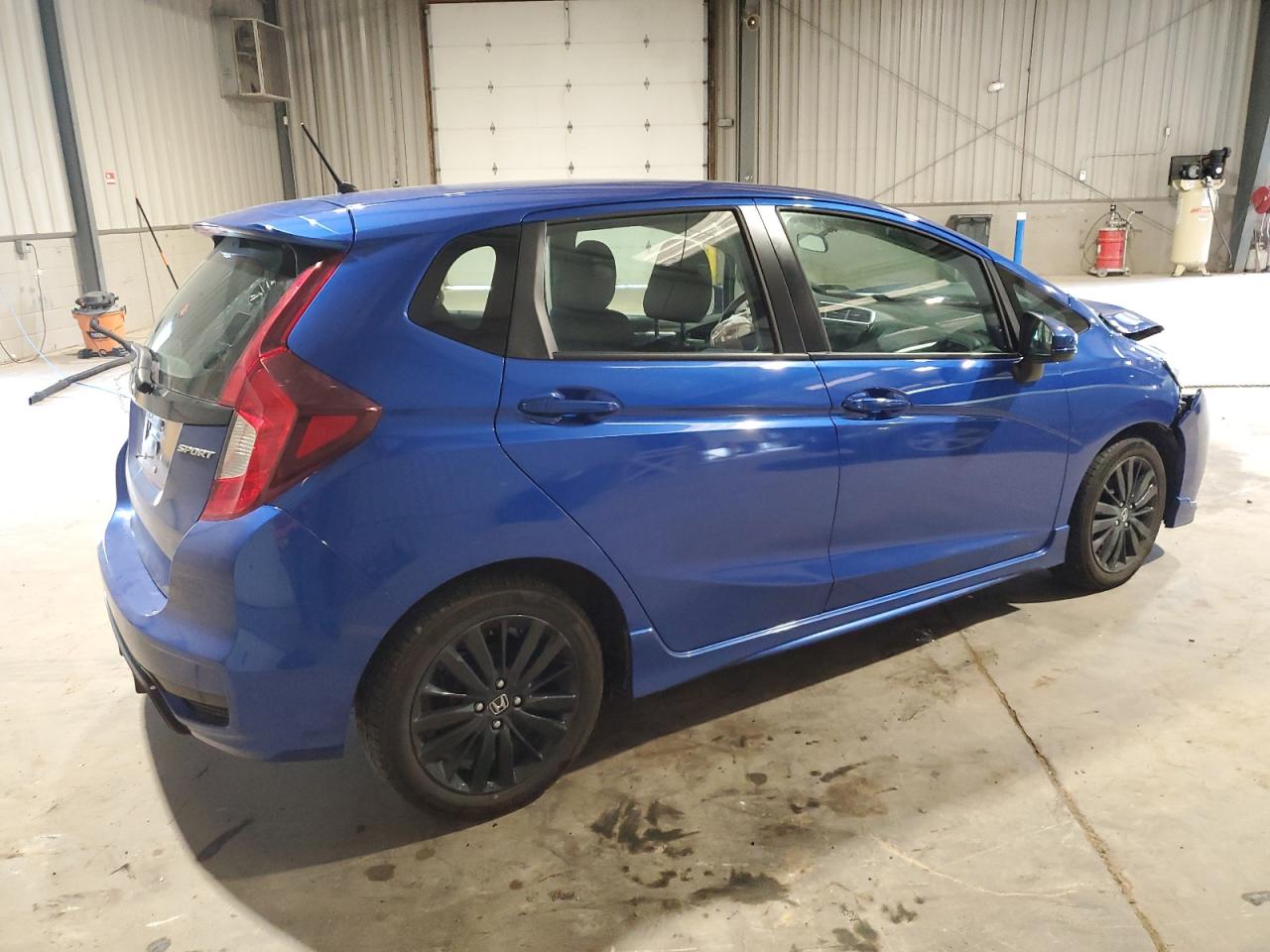 2018 Honda Fit Sport VIN: 3HGGK5H68JM707751 Lot: 65210345