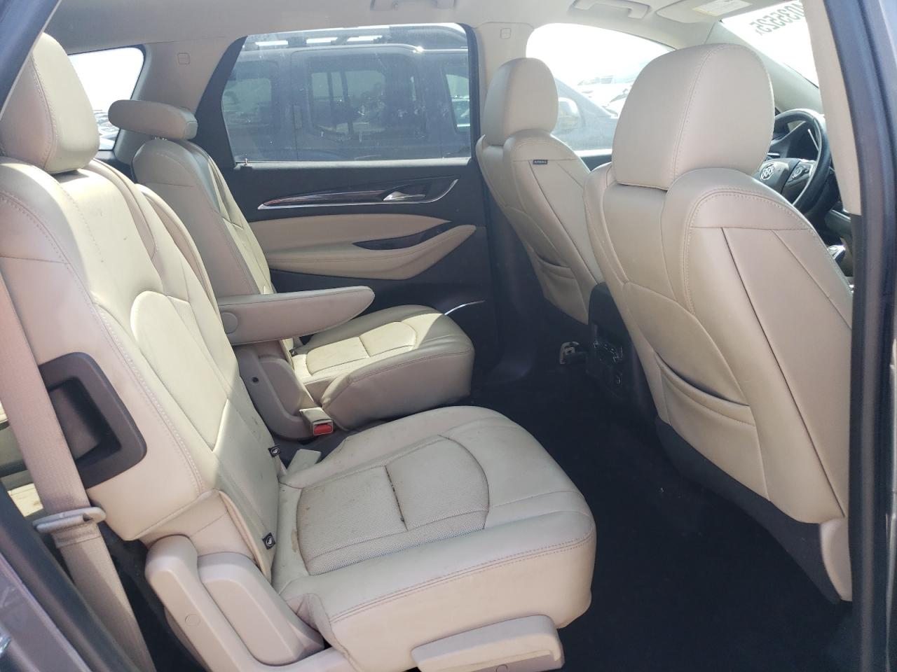 2018 Buick Enclave Essence VIN: 5GAERBKW2JJ194536 Lot: 64035525
